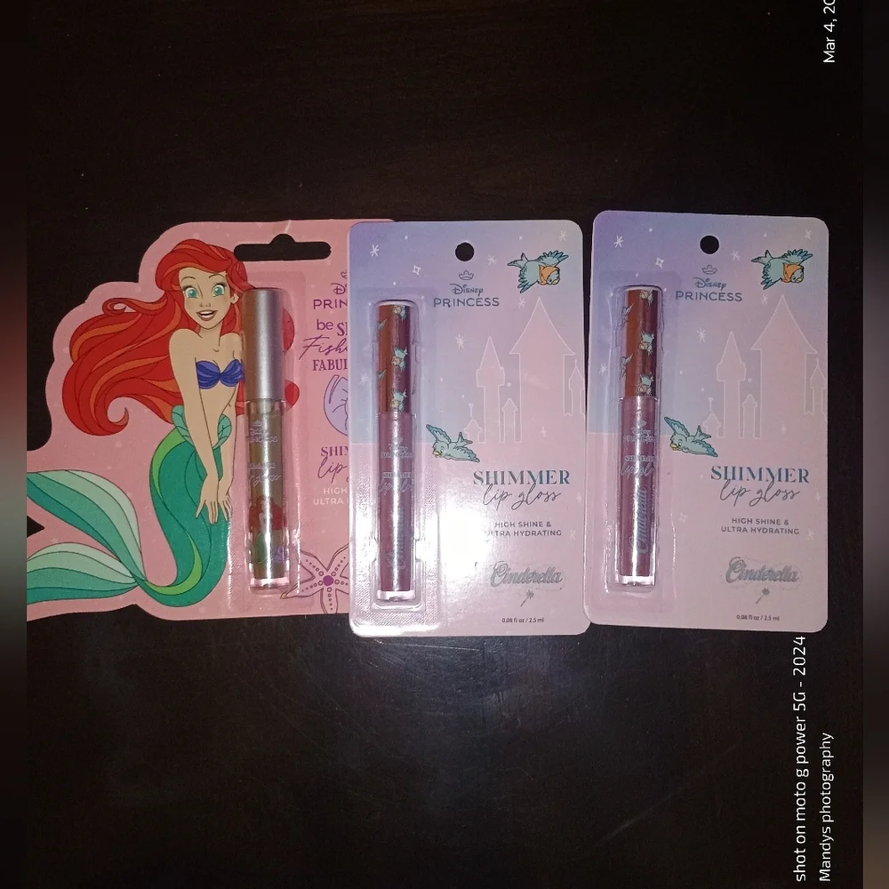 Disney Princess Shimmer Lip Gloss Set.Of 3 Pink and Gold Ariel Cinderella